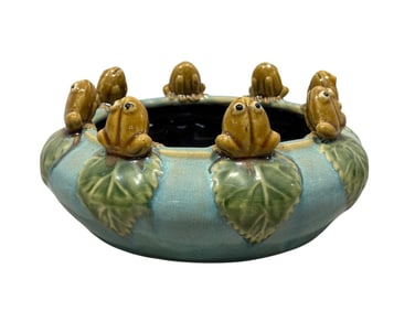 Vintage Majolica Frog Bowl