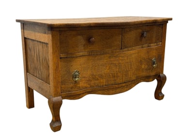 Antique Oak 3 Drawer Chest