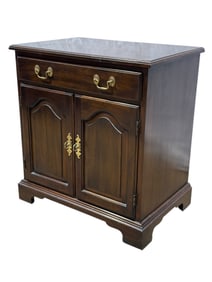 Henkel-Harris Mahogany Nightstand