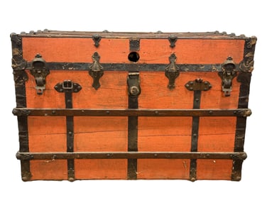 Whittle Trunk & Bag Co. Trunk