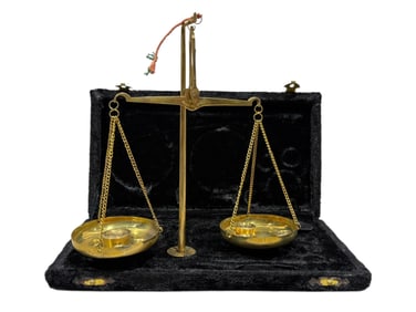 Vintage Brass Jewelry Scale w/ Hinged Case