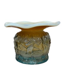 1981 International Carnival Glass Flocking Bears Opalescent Spittoon