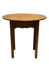 Vintage Oval Top Side Table