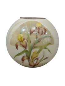 Cambridge Glass Co. Iridescent Iris Cream Vase