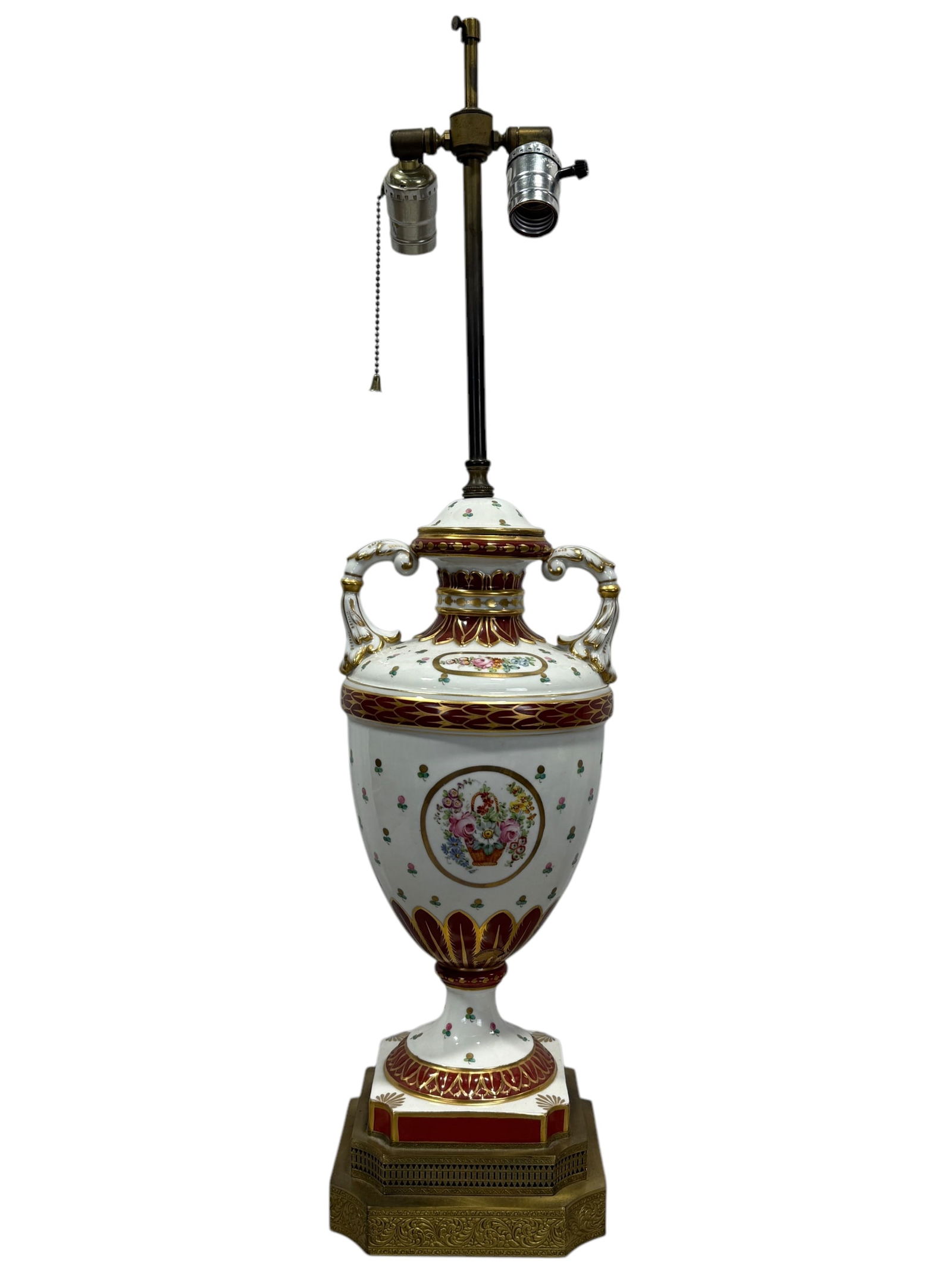 Royal Vienna Urn Base Table Lamp (1 of 5)