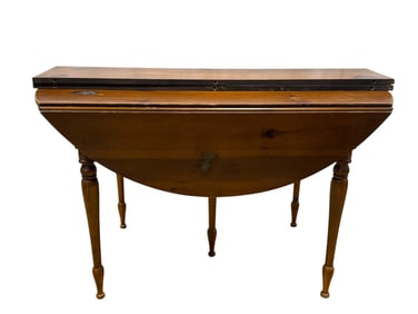 Vintage Drop Leaf Dining Table w/ 2 Leaves