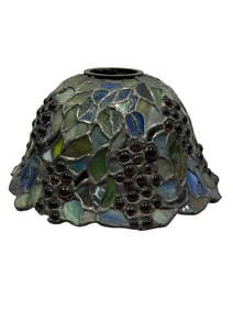 Quoizel Collectible Stained Glass Grape Lamp Shade