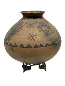 Sasak Pottery Vase on Stand
