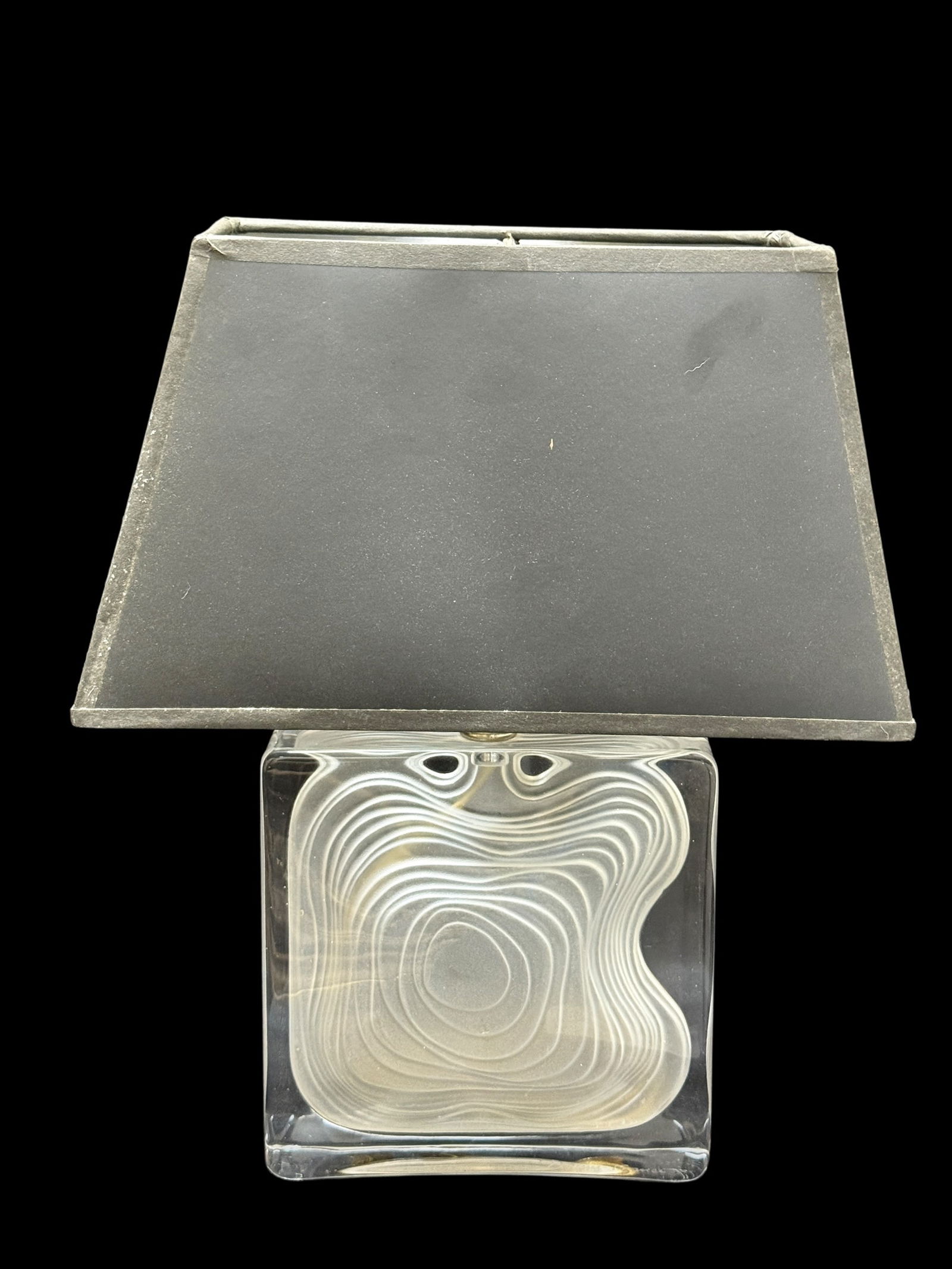 1970s Daum Lynx French Crystal Lamp by Jean Pierre Demarchi: 1970s Daum Lynx French Crystal Lamp by Jean Pierre Demarchi. Daum Lynx label on the underside and lamp designed by Jean Pierre Demarchi. Measures 13.5" H x 11.25" W x 5.5" D. Is working, Has some scra