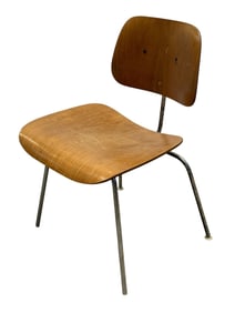 Herman Miller Eames Molded Plywood Chair w/ Metal Base