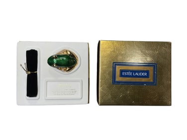 Estee Lauder "Frog" Solid "White Linen" Perfume Compact