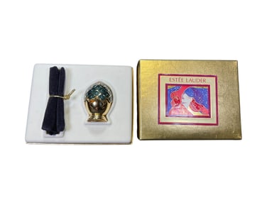 Estee Lauder " Collector's Egg" Solid "White Linen" Perfume Compact