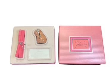 Estee Lauder "Piggy" Solid "Pleasures" Perfume Compact