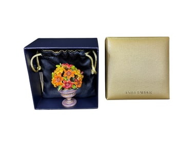 Estee Lauder "Lily Bouqet "Solid "Beautiful" Perfume Compact