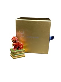 Estee Lauder "Magical Foo Dog" Solid "Intuition" Perfume Compact