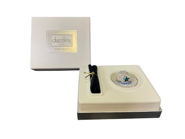 Estee Lauder "Cowboy Hat" Solid "Dazzling Silver" Perfume Compact