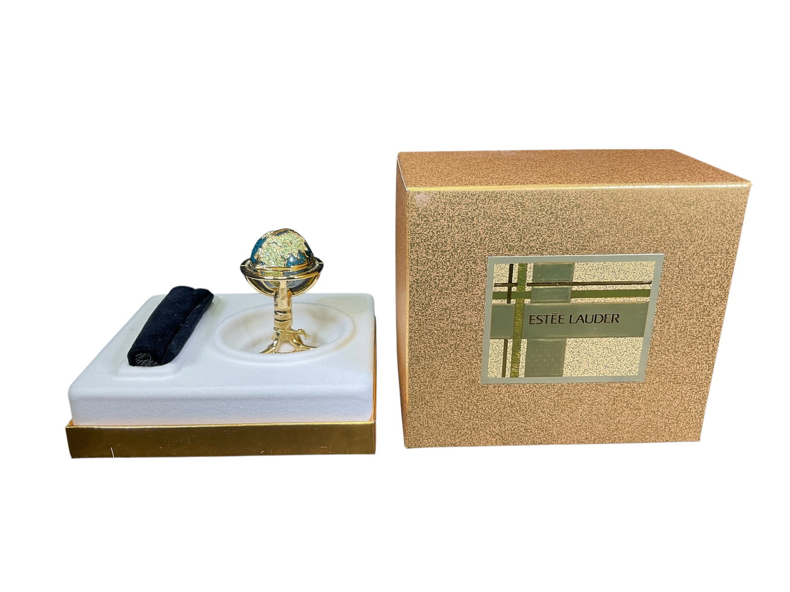 Estee Lauder "Globe" Solid "Pleasure" Perfume Compact (1 of 5)