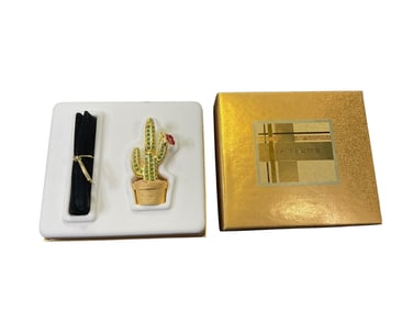 Estee Lauder "Cactus" Solid "Pleasures" Perfume Compact