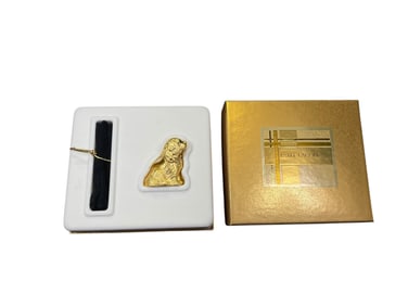 Estee Lauder "King Charles Spaniel" Solid White Linen" Perfume Compact