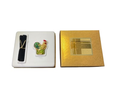 Estee Lauder "Rooster" Solid "White Linen" Perfume Compact