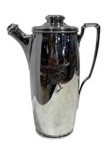 1920s Meriden Art Deco Silverplated American Cocktail Shaker