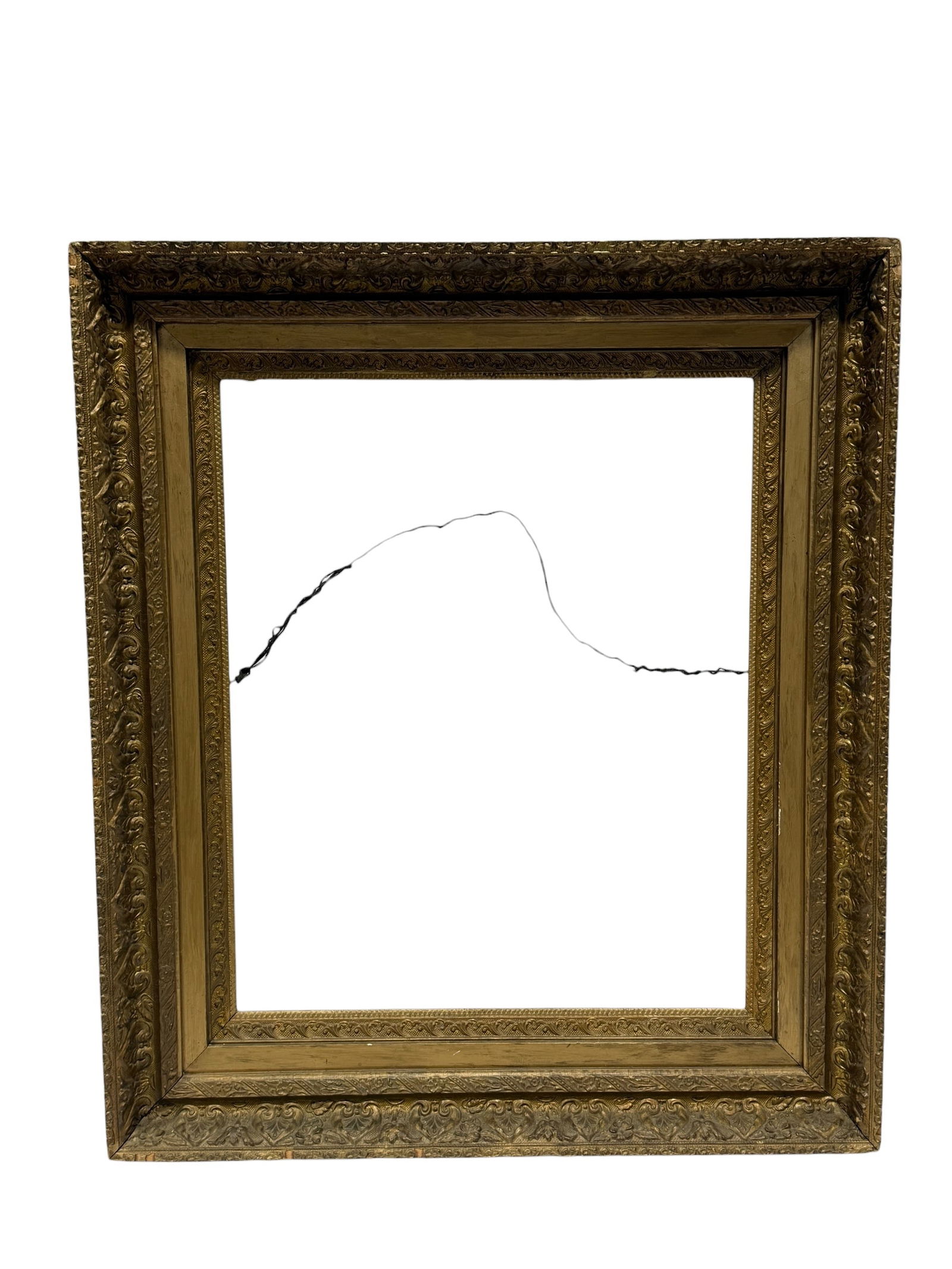 Antique Carved Giltwood Frame: Antique Carved Giltwood Frame. Sight measures 21.5" x 17.5". Frame measures 29.5" x 25.5". Has some chips.