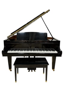 KAWAI Black Lacquer Baby Grand Piano Model GE-I