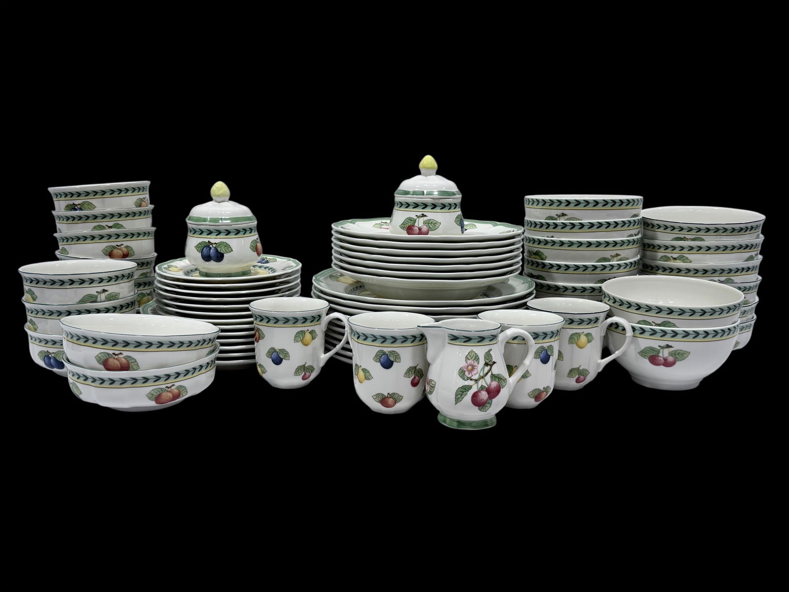 (64Pcs) Villeroy & Boch "Fresh Garden Fleurence" Porcelain: (64Pcs) Villeroy & Boch "Fresh Garden Fleurence" Porcelain. Villeroy & Boch House & Garden Collection. German made. 8 Soup Bowls, 10 Dinner Plates, 25 Dessert Bowls (3 different sizes), 4 Mugs, 14 App