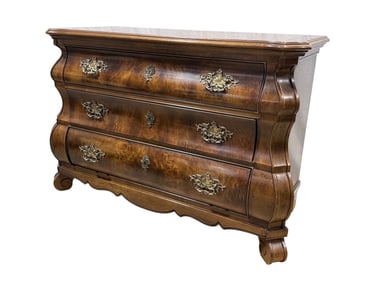 Quality Henredon 3 Drawer Dutch Style Bombe Commode