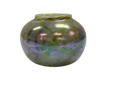 Signed Rusty Luttrell Art Glass Vase