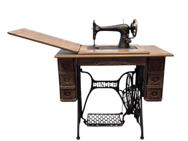 Antique Singer Treadle Sewing Machine & Cabinet