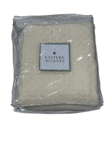 Eastern Accents Super Queen "Briseyda" Shell Coverlet