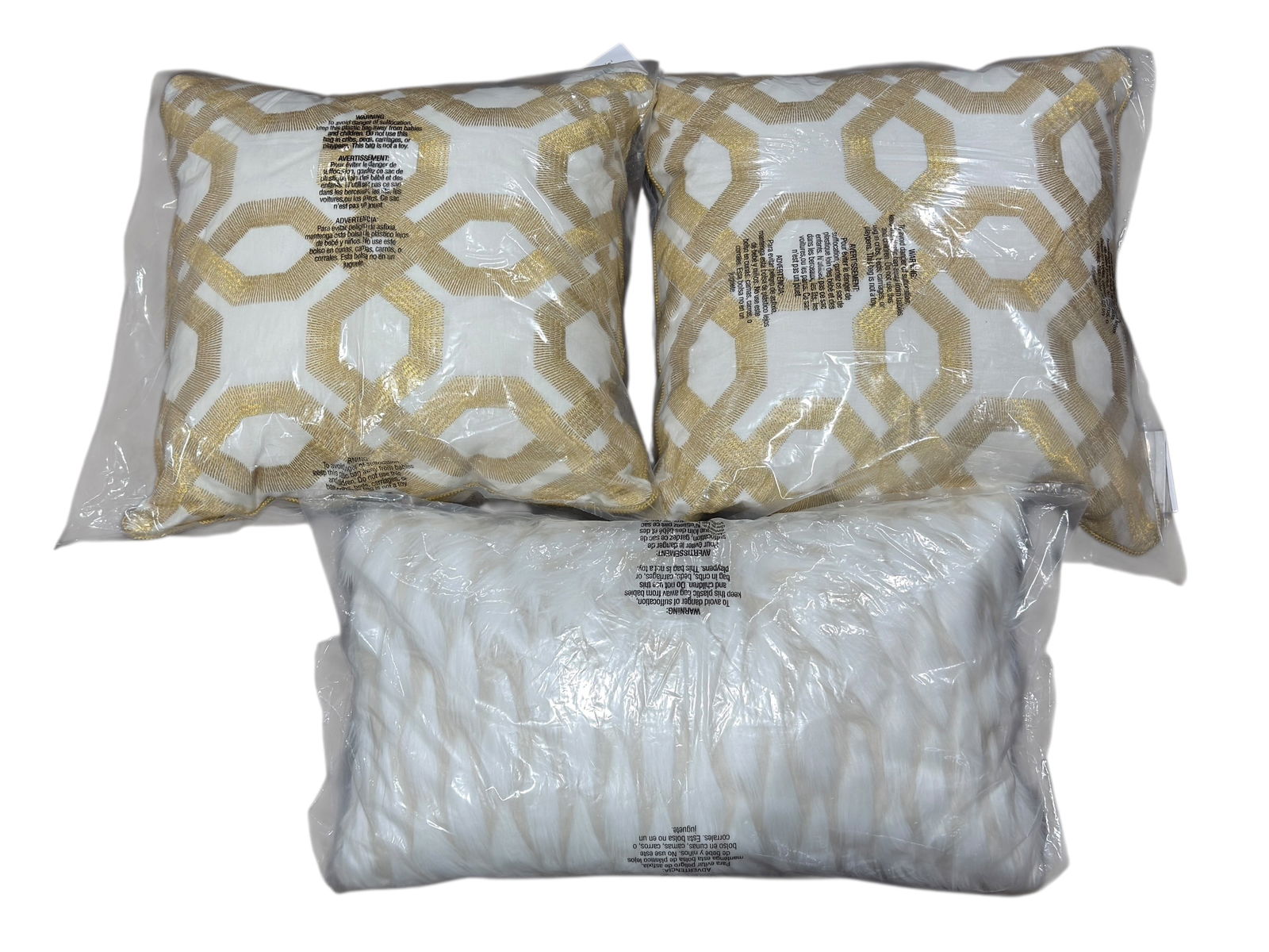 (3) Barclay Butera Eastern Accents Luxe Decorative Pillows: (3) Barclay Butera Eastern Accents Luxe Decorative Pillows. 2 Luxe Embroidered Bed Pillows measure 22" x 22". 1 Luxe Faux Fur Decorative Pillow measures 15" x 26". Brand New out of the box, still in p