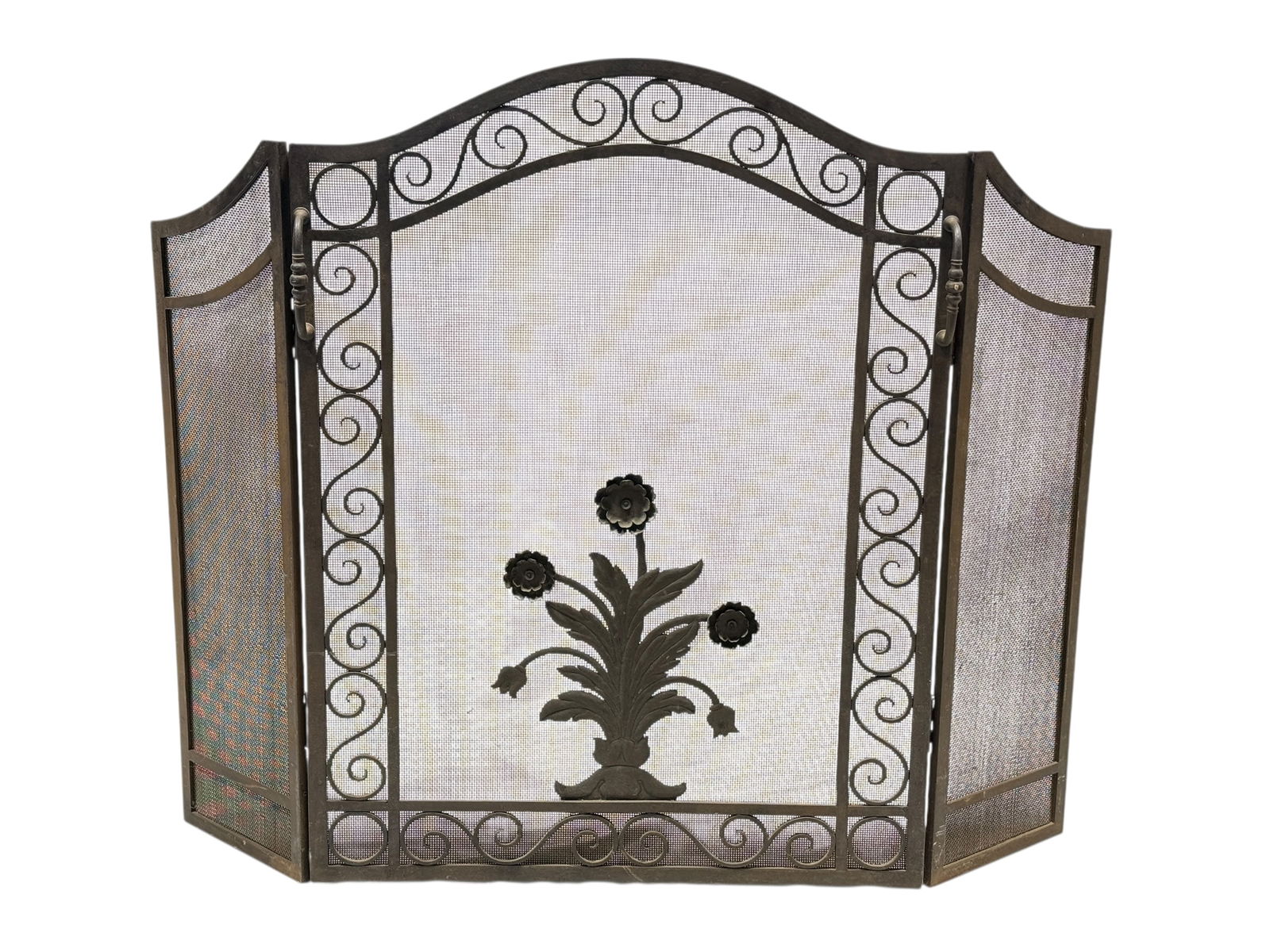 Samuel Yellin–Style Wrought Iron 3 Panel Fire Screen: Heavy wrought iron three-panel fireplace screen executed in the manner of Samuel Yellin, featuring an arched center panel with hand-hammered scrollwork framing a raised floral basket and blossom motif