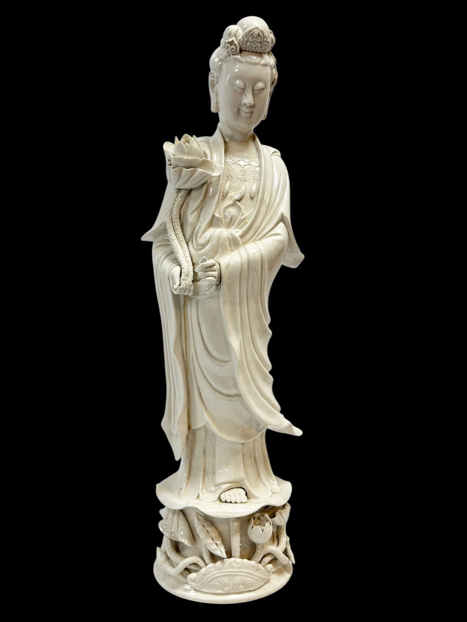 Mid-20th C. Chinese Blanc de Chine Style Porcelain Figure of Guanyin (1 of 15)
