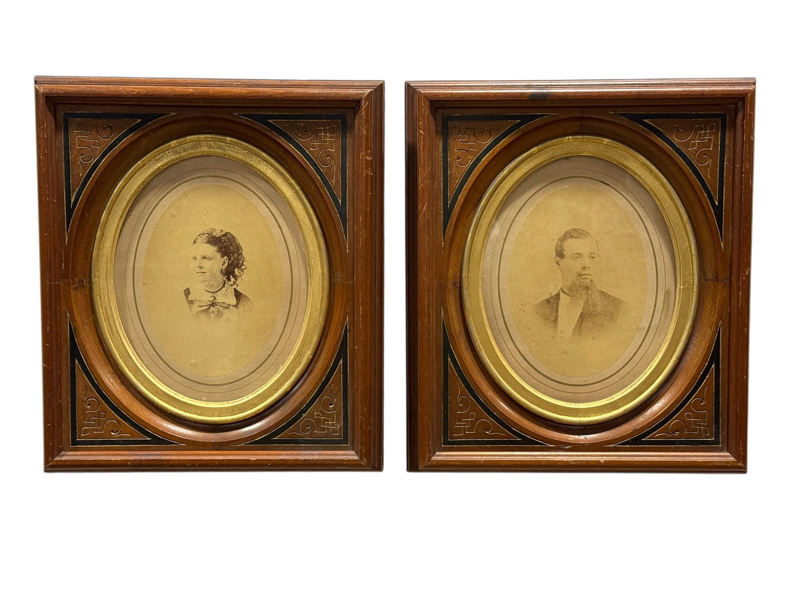 Pair of Antique Civil War Era Albumen Portrait Photographs (1 of 9)