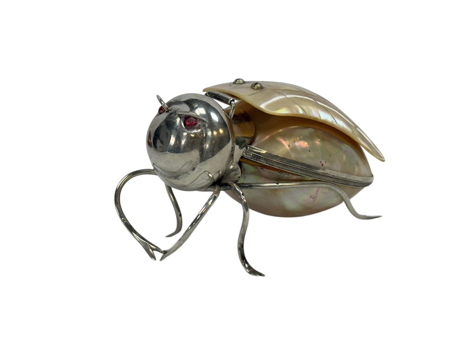 German Muster Schutz Art Nouveau Style Silver Plate & Pearl Figural Bee Honey Pot: A charming and finely executed figural honey pot in the form of a bee, likely German, featuring a silver-plated metal body with natural mother-of-pearl shell forming the abdomen and delicately carved