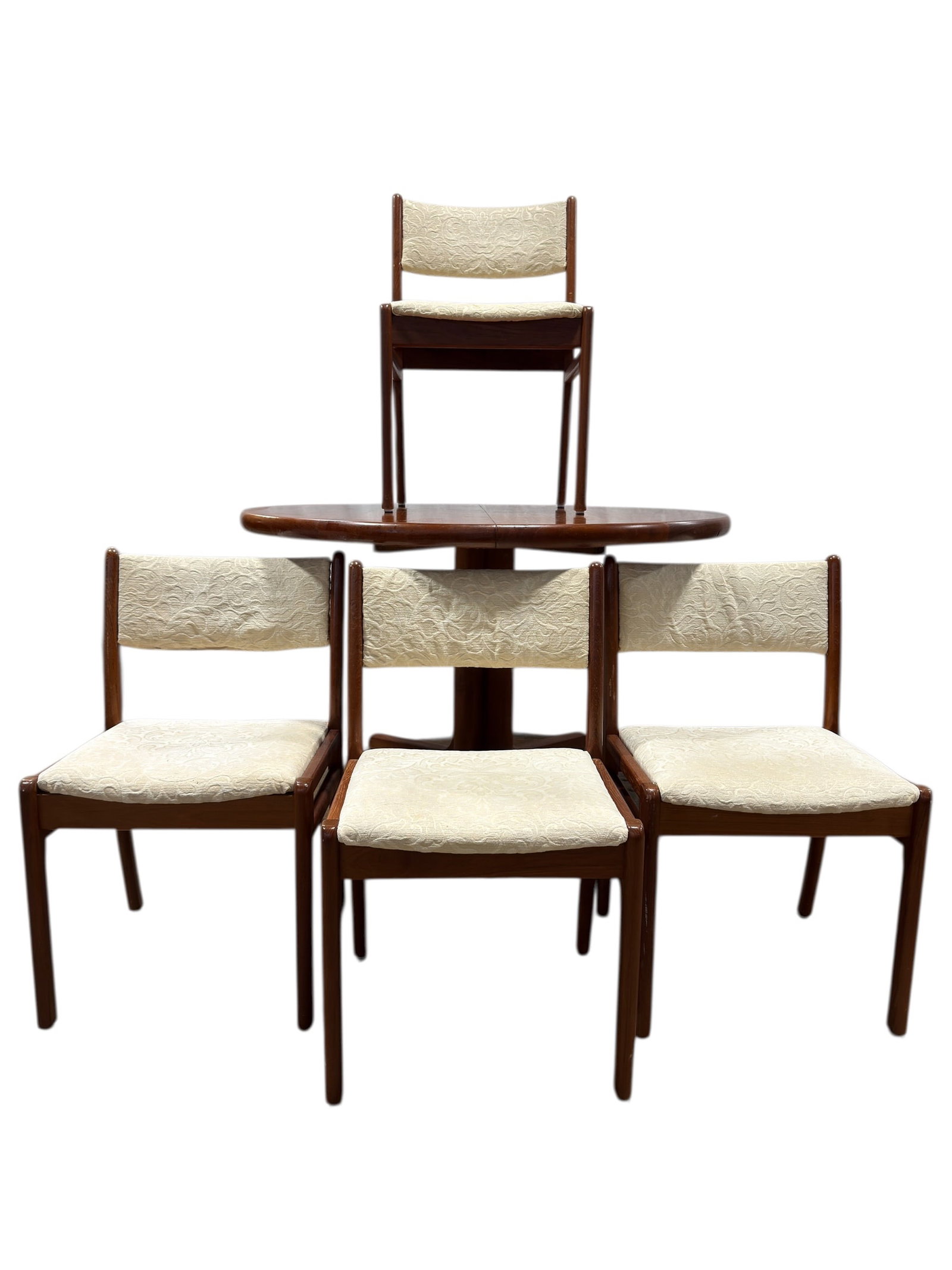 1960s Danish Modern Teak Dining Set by Johs. Kristoffersen & Son w/ 2 Leaves: Mid-century modern Danish dining set by Johs. Kristoffersen & Søn, Silkeborg, Denmark, dating to the 1960s, crafted in richly grained teak and comprising a round pedestal dining table with two extens