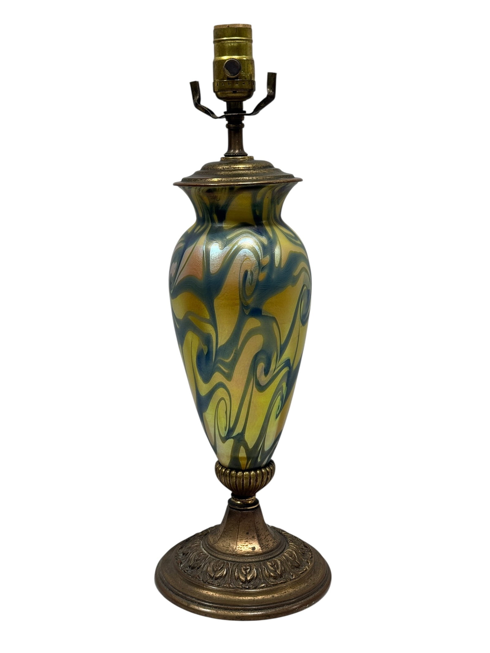 Art Nouveau Durand "Hooked Feather" Iridescent Glass Table Lamp: This is a stunning Arts & Crafts period boudoir or accent table lamp featuring an exquisite iridescent art glass vase-form body manufactured by the Durand Art Glass division of Vineland Flint Glass Wo