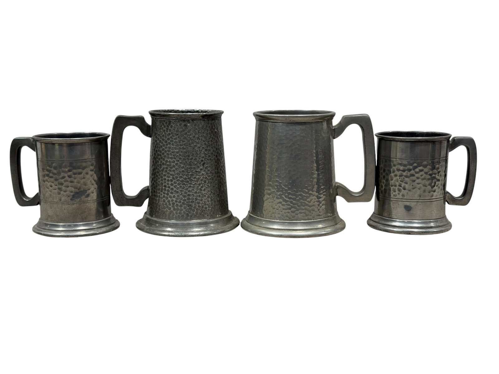 Set of Four English Pewter Tankards (1 of 9)