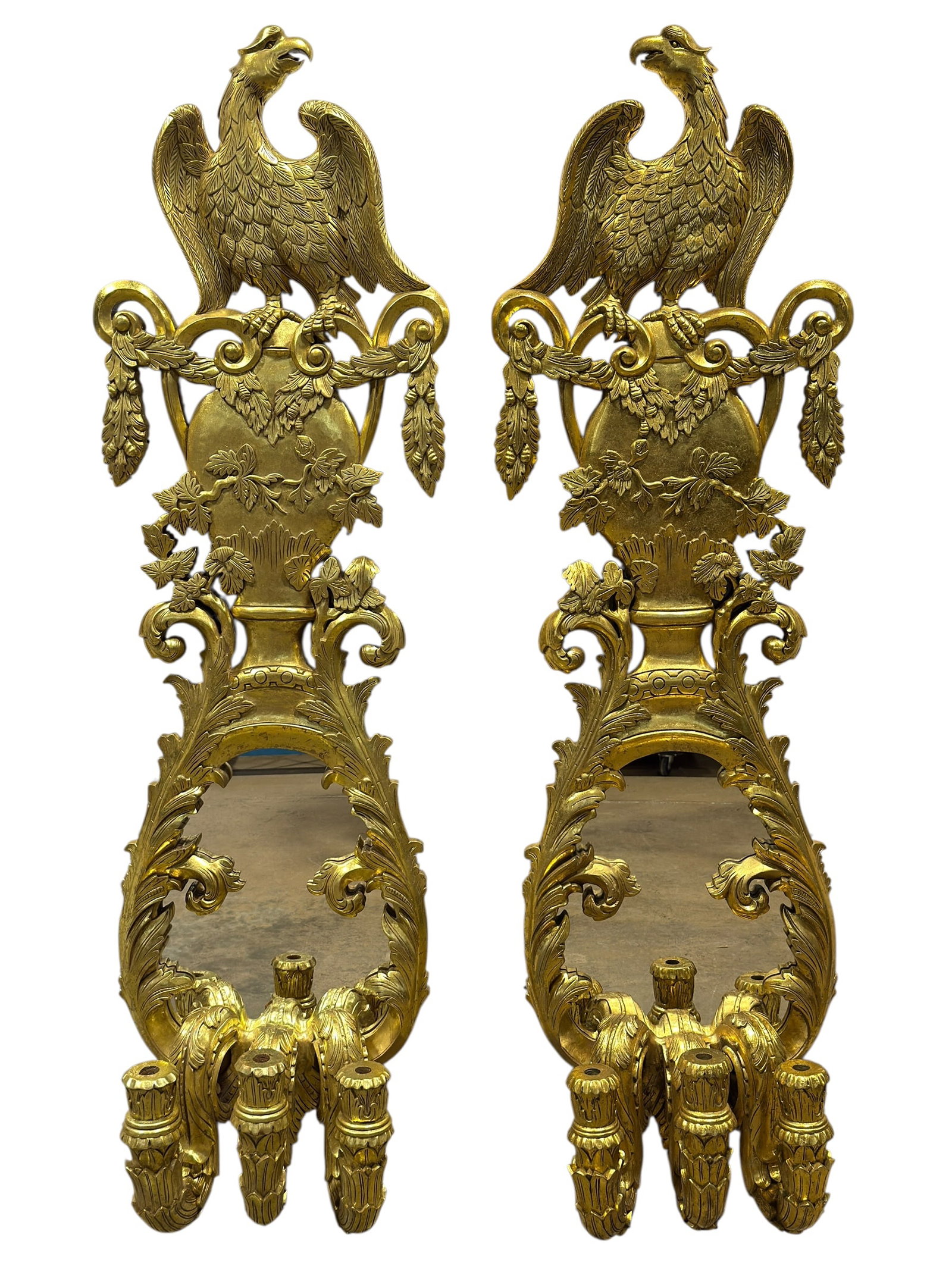 Pair of Giltwood Eagle Wall Sconces with Mirrors (1 of 14)