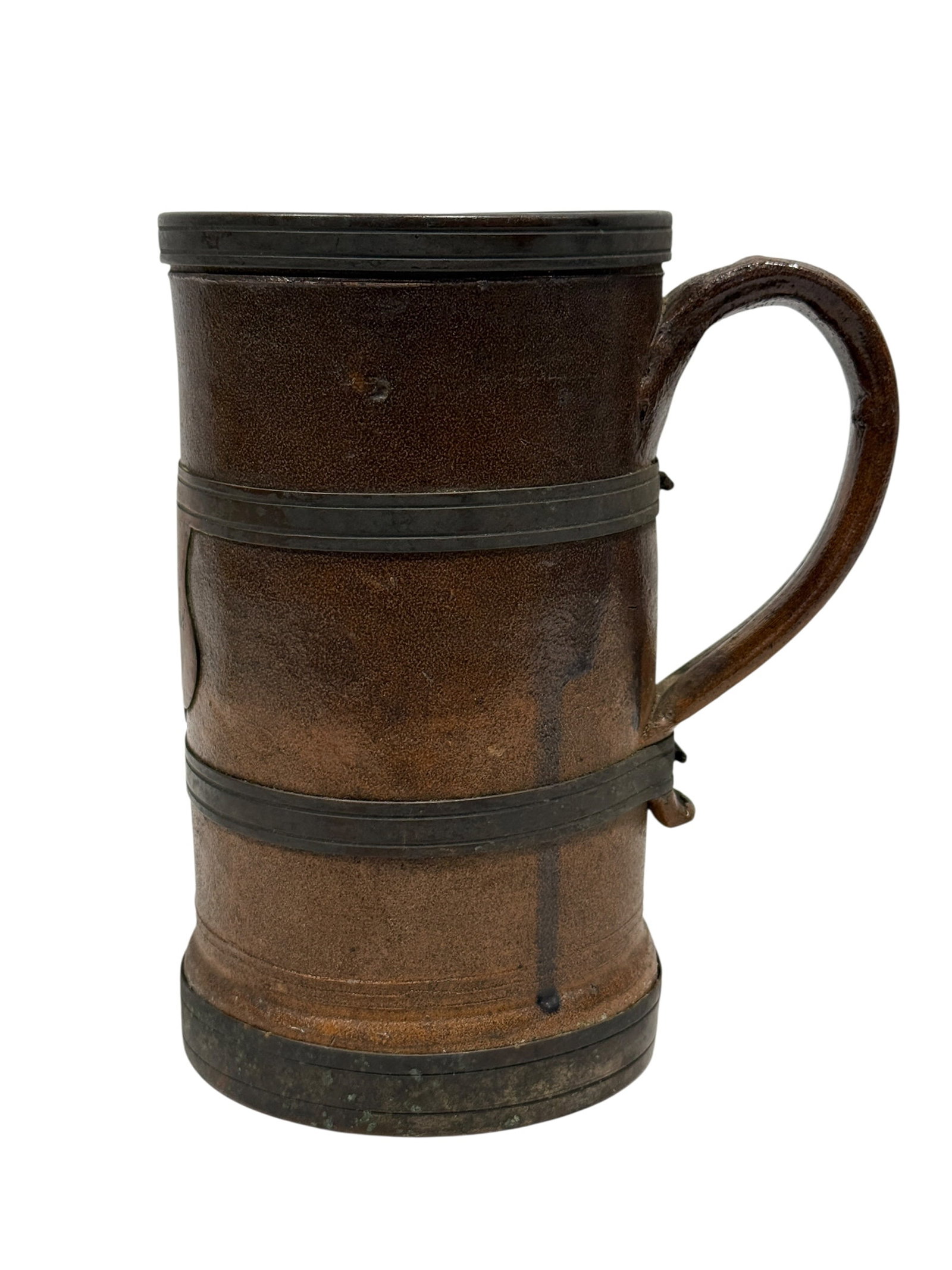 Late 19th C. Samuel East / Three Nuns Hotel Aldgate Tankard: A distinctive late 19th-century English drinking tankard associated with the historic Three Nuns Hotel, Aldgate, London, constructed with a tall cylindrical brown leather body reinforced by dark metal