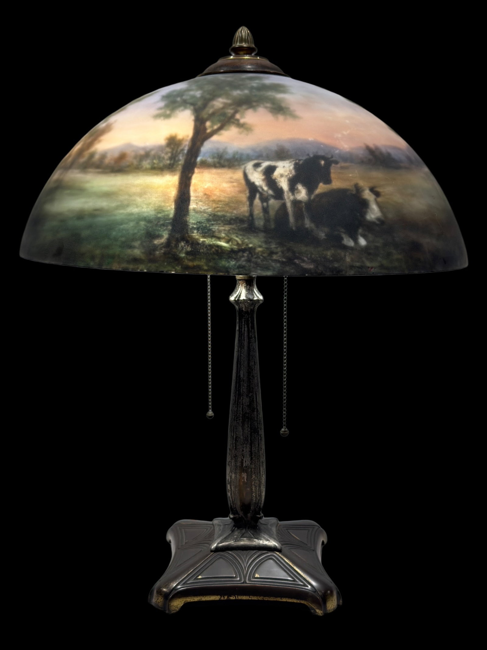 Early 20th Century Reverse-Painted Pastoral Cattle Landscape Table Lamp (1 of 16)