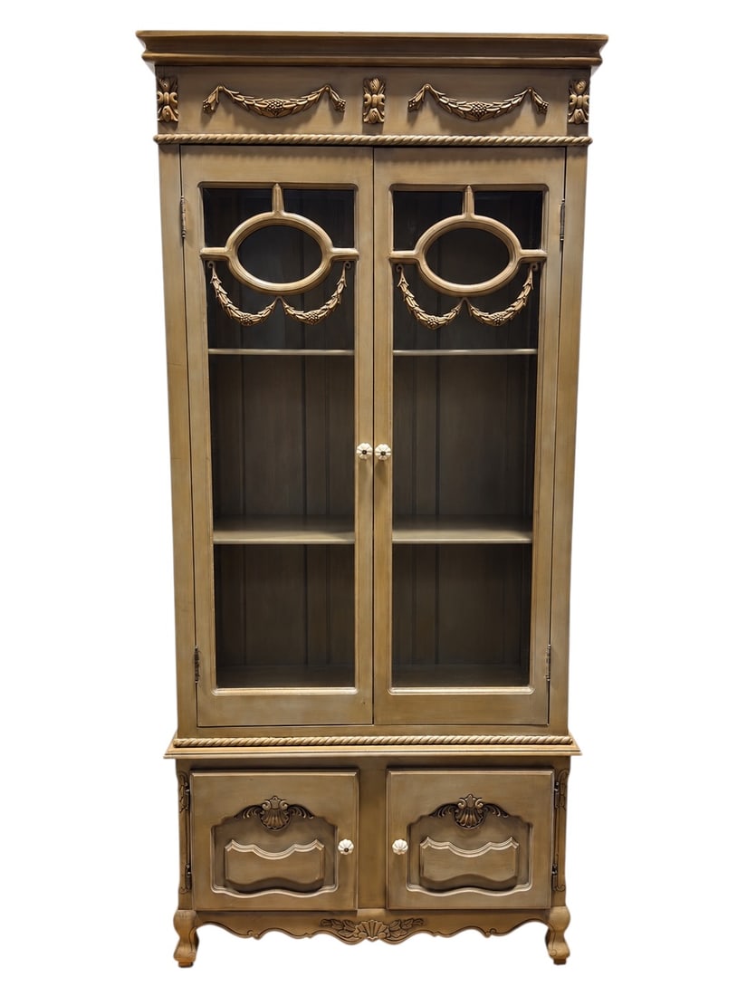 French Provincial Style Painted Display Cabinet (1 of 11)