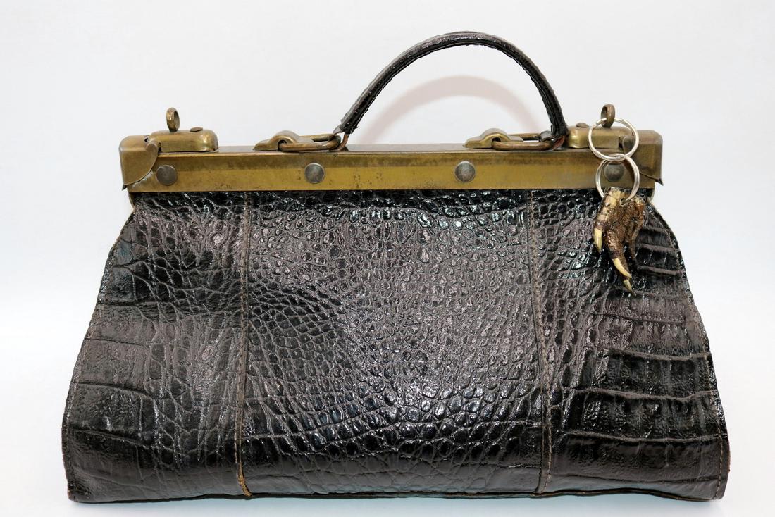 Vintage Amelia Berko Italian Black Alligator Style (1 of 5)