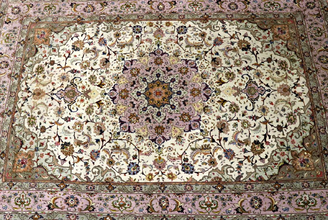 Beautiful 100% Wool Rug (1 of 4)