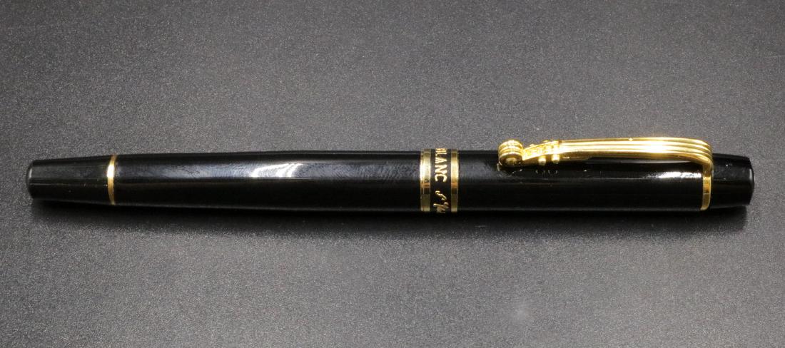 Mont Blanc Yehudi Menuhin Limited Edition 2000 Ball: Mont Blanc Yehudi Menuhin Limited Edition 2000 Ball Point Pen with violin clip. Measures - 5 5/8" long.