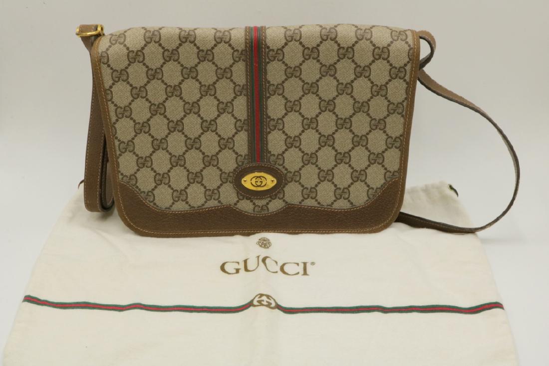 Authentic Gucci Ladies Purse (1 of 7)