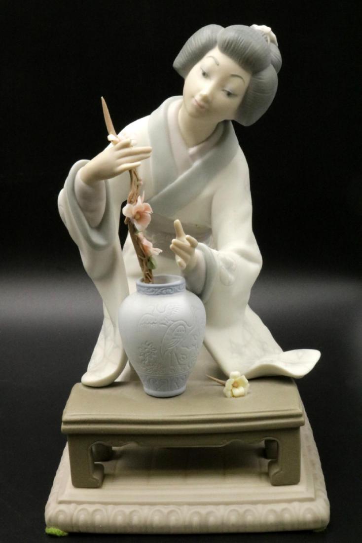 Lladro "Flower Arranger" #4840 Bisque Figure (1 of 3)