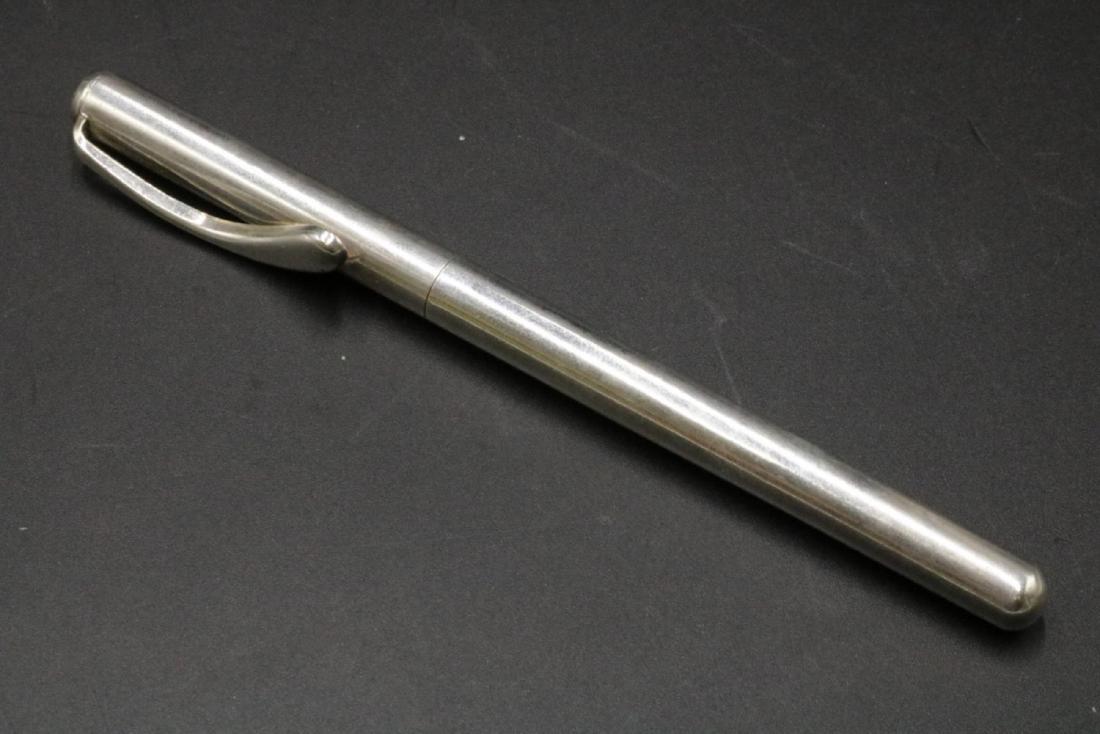 Tiffany & Co. Elsa Peretti Sterling Pen: Tiffany & Co. Elsa Peretti Sterling Silver Pen. Measures - 5" long. Weight - 23.9 grams.